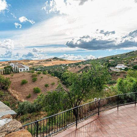 Awesome Home In Antequera With Wifi ภายนอก รูปภาพ