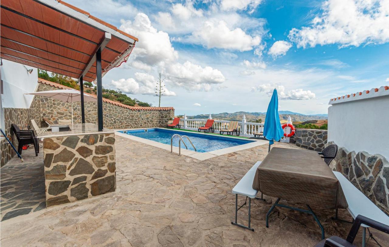 Awesome Home In Antequera With Wifi ภายนอก รูปภาพ