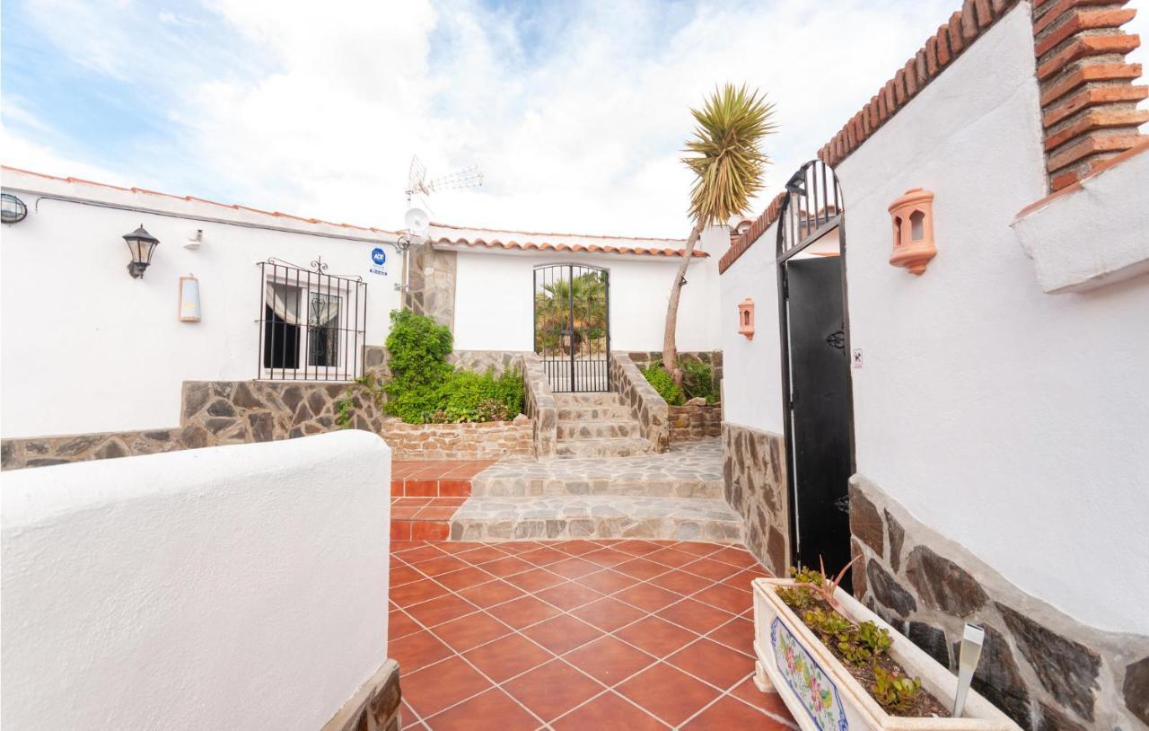 Awesome Home In Antequera With Wifi ภายนอก รูปภาพ