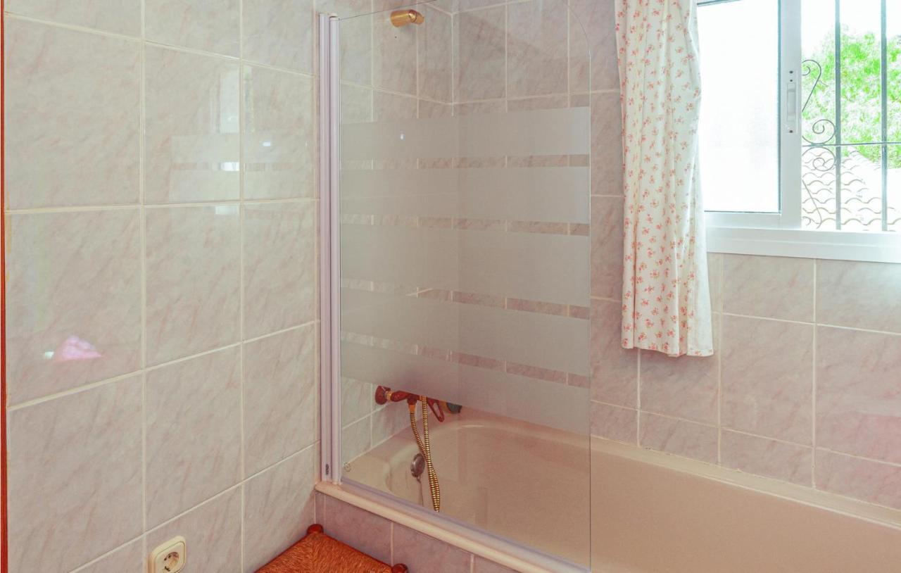 Awesome Home In Antequera With Wifi ภายนอก รูปภาพ