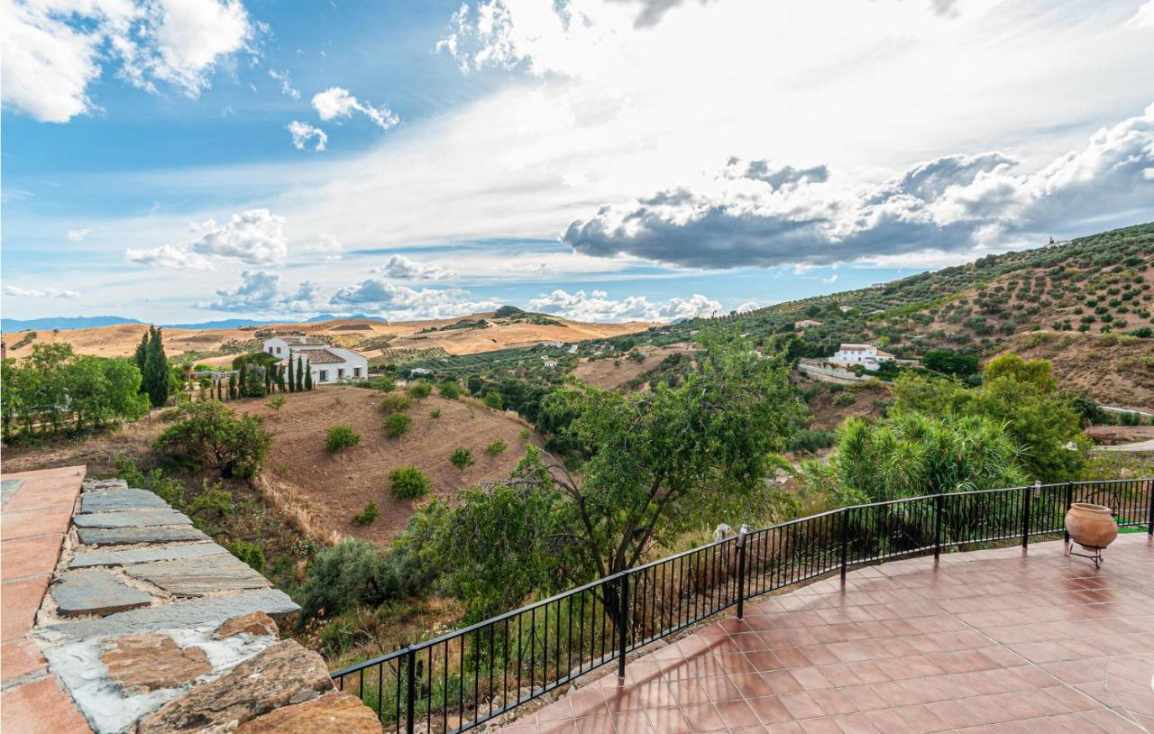 Awesome Home In Antequera With Wifi ภายนอก รูปภาพ